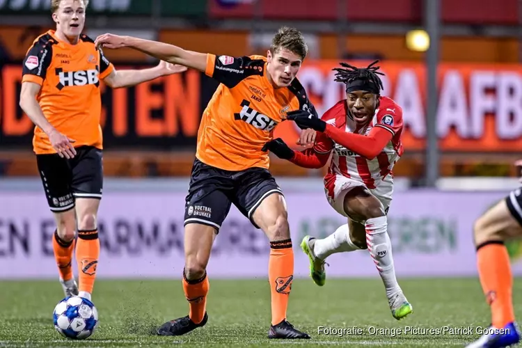 PSV pas na rust langs sterk FC Volendam