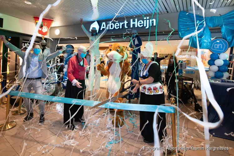 Nieuwe Albert Heijn Volendam Havenhof is open