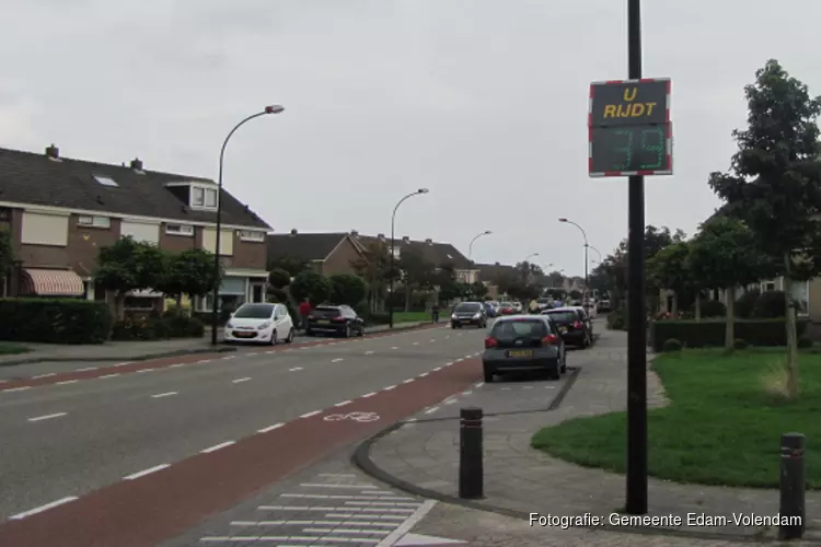 Proef met een fietsteller langs de Dijkgraaf de Ruiterlaan in Volendam