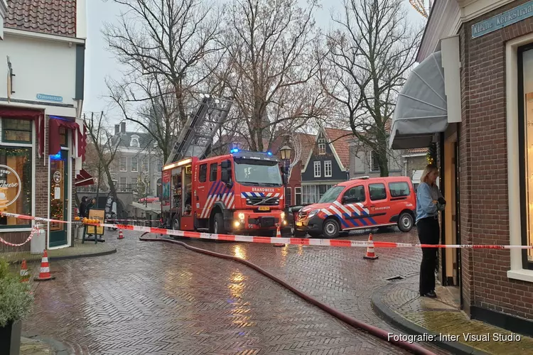 Brand in voormalige kerk Edam