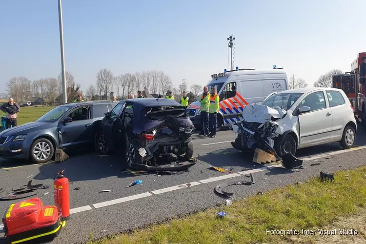 Vijf gewonden bij ongeluk op A7 bij Beets