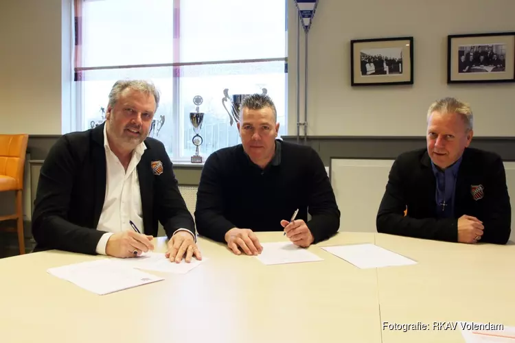 RKAV Volendam contracteert Berry Smit