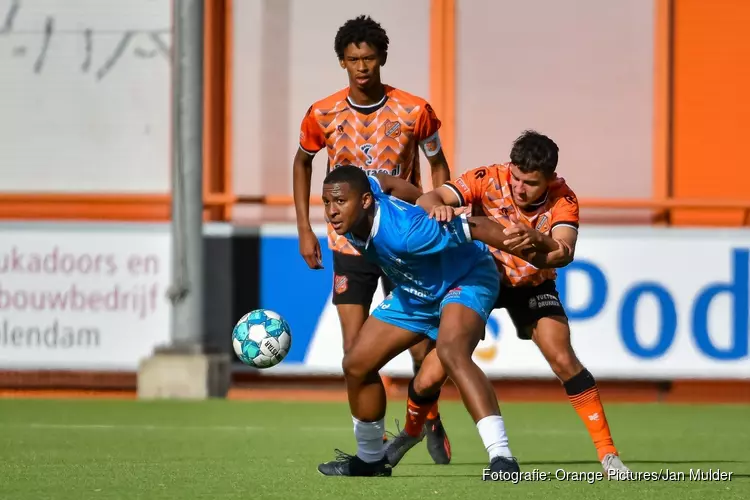 Jong FC Volendam laat zege glippen tegen Excelsior Maassluis