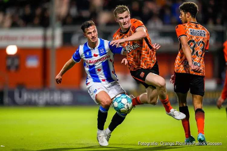 FC Volendam in slotfase ten onder tegen SC Heerenveen