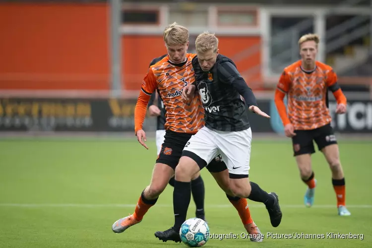 Jong FC Volendam krijgt pak slaag van HHC