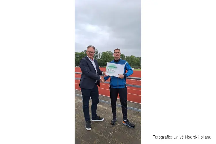 Atletiekvereniging Edam en Edams Mannenkoor Excelsior ontvangen donatie van € 1000 uit het Univé Ledenfonds