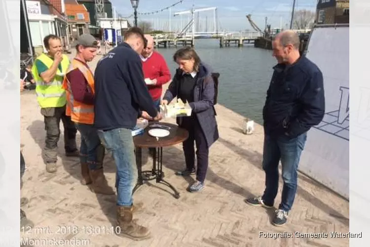 Werkzaamheden kademuur Haven Monnickendam afgerond
