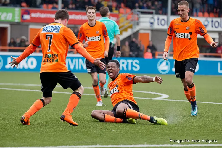 Jong AZ appeltje-eitje voor sterk FC Volendam